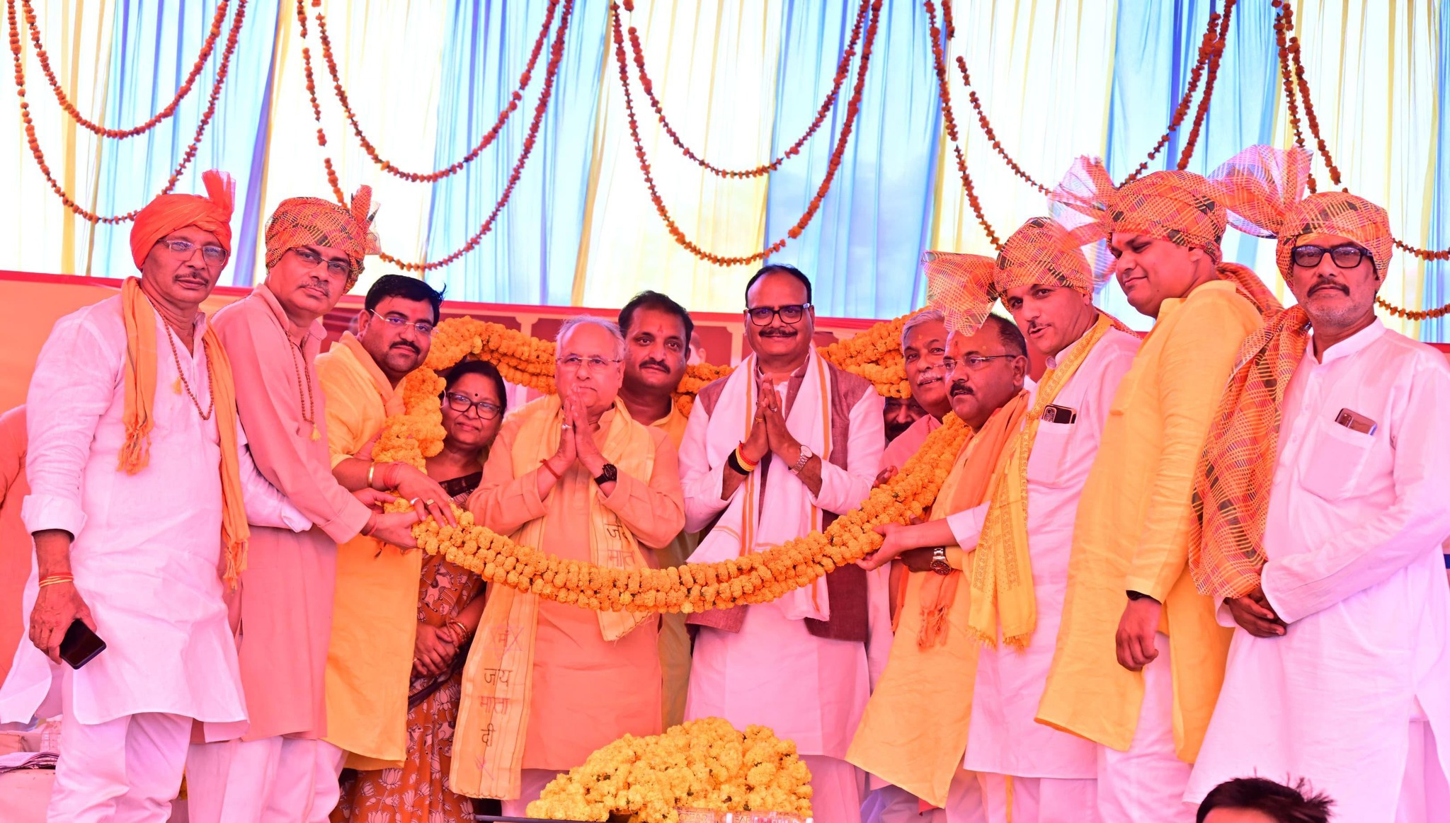 अक्षय त्रितिया और भगवान श्रीपरशुराम जी की जयंती पर उपमुख्यमंत्री ब्रजेश पाठक का मैनपुरी और कानपुर दौरा